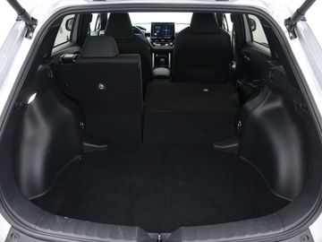 Car image 37