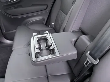 Car image 49
