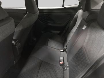 Car image 11