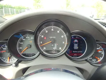 Car image 48