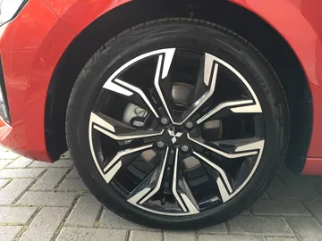 Car image 37