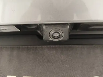 Car image 28