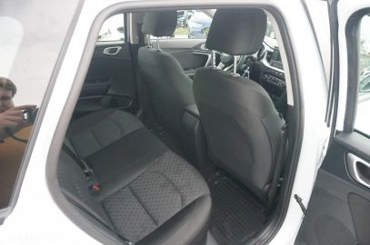 Car image 30