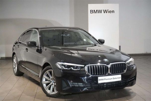 BMW 520d xDrive 140 kW image number 1