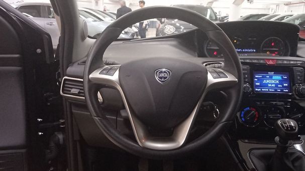 Lancia Ypsilon 51 kW image number 10