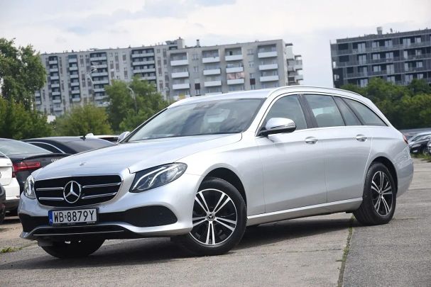 Mercedes-Benz E 220 d T 9G-Tronic Exclusive 143 kW image number 1