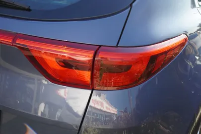 Car image 39