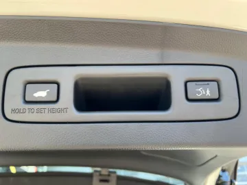 Car image 45