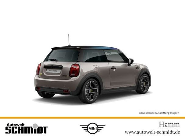 Mini Cooper SE Electric Collection 135 kW image number 3