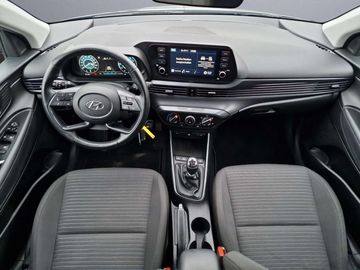 Car image 10