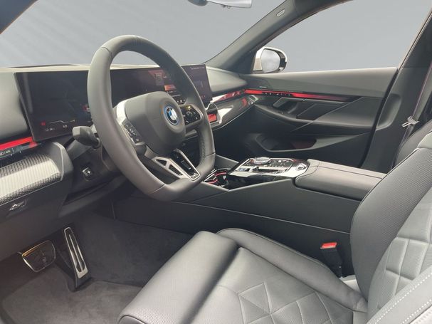 BMW i5 eDrive40 250 kW image number 4