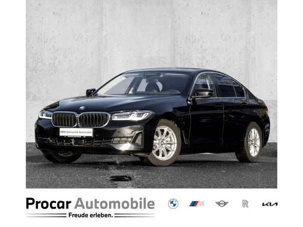 BMW 520d xDrive 140 kW image number 1