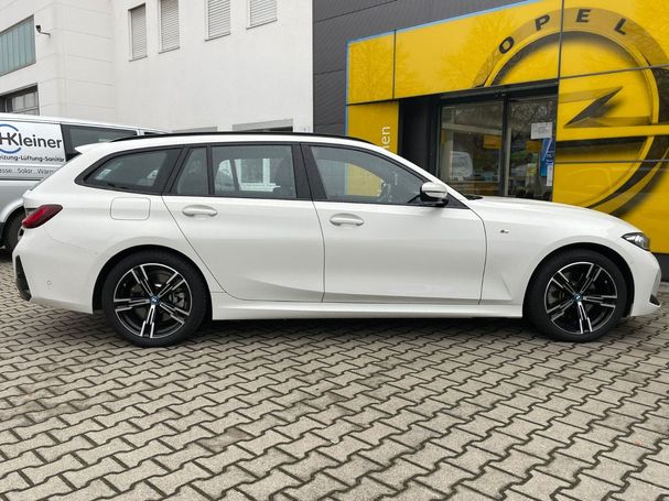 BMW 330e Touring 215 kW image number 7