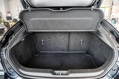 Car image 34