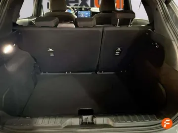 Car image 27