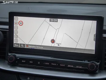 Car image 30