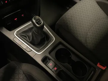 Car image 45