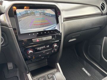 Car image 11