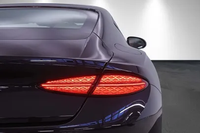 Car image 27