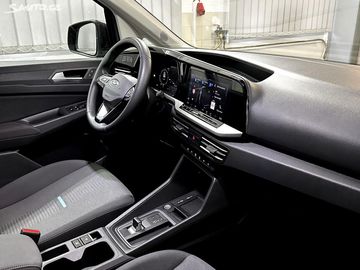 Car image 40