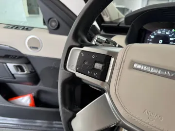 Car image 38