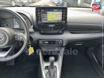 Car image 30