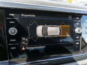 Car image 23