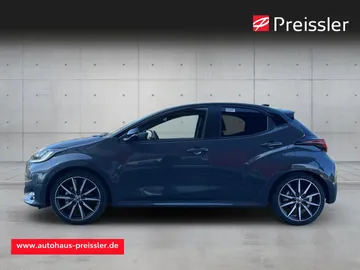 Car image 4