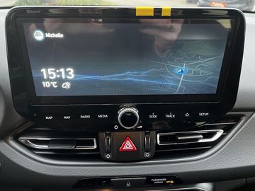 Car image 24