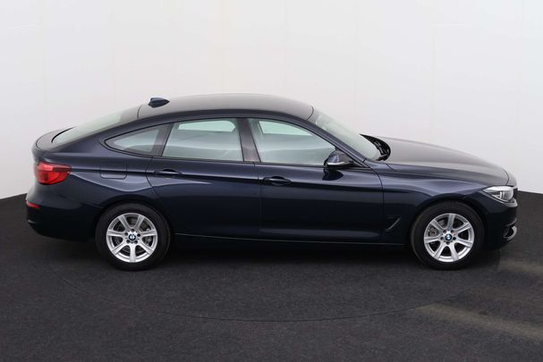 BMW 320i Gran Turismo 121 kW image number 3