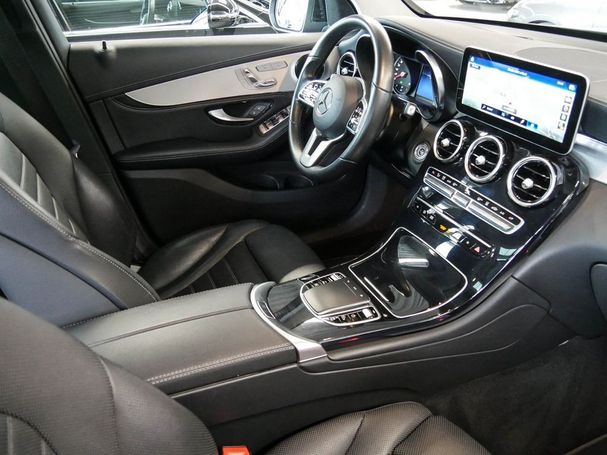 Mercedes-Benz GLC 300 de 225 kW image number 5