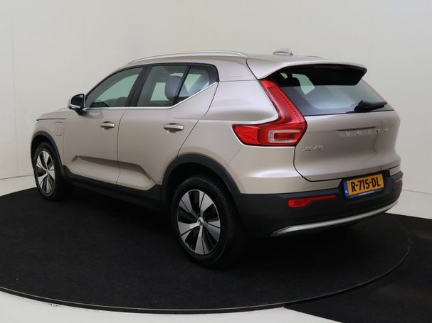 Volvo XC40 Recharge T4 Plus Bright 155 kW image number 4