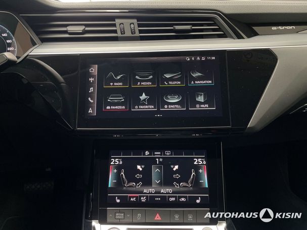 Audi e-tron 50 quattro Sportback 230 kW image number 11