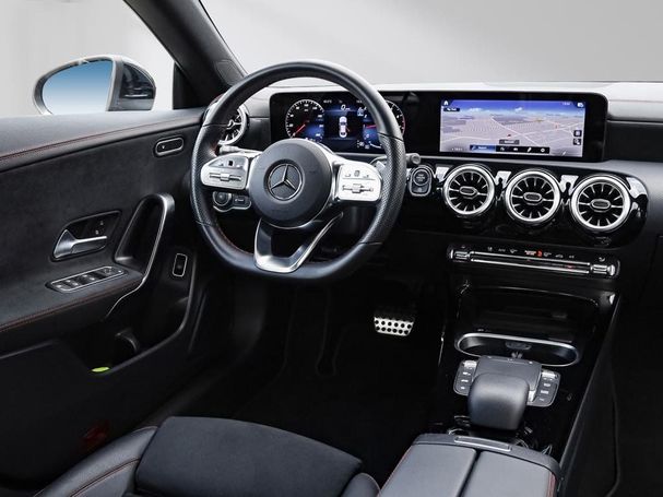 Mercedes-Benz CLA 180 100 kW image number 4