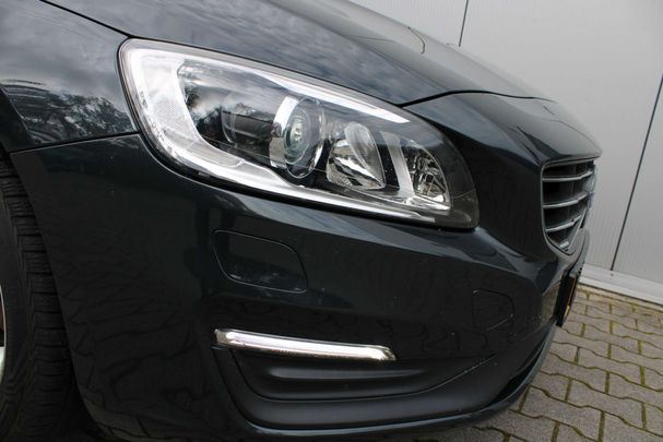 Volvo V60 T3 112 kW image number 14