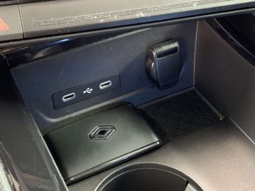 Car image 30