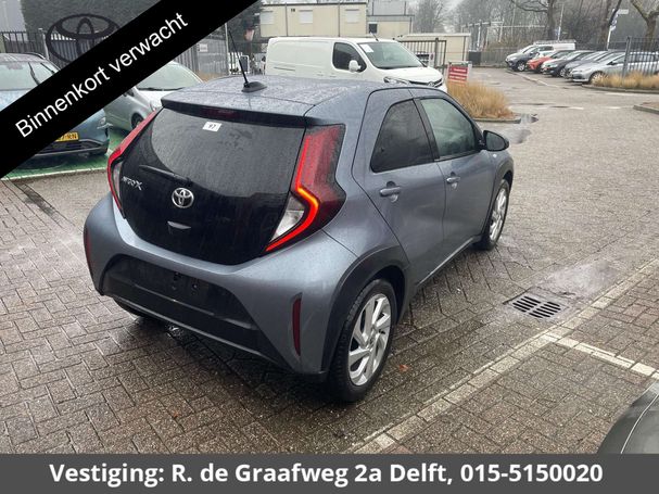 Toyota Aygo X 1.0 VVT-i 53 kW image number 2