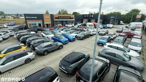 Car image 37
