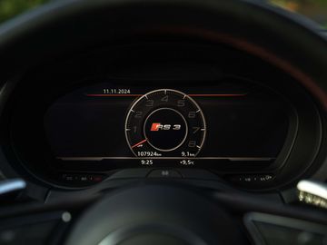 Car image 31