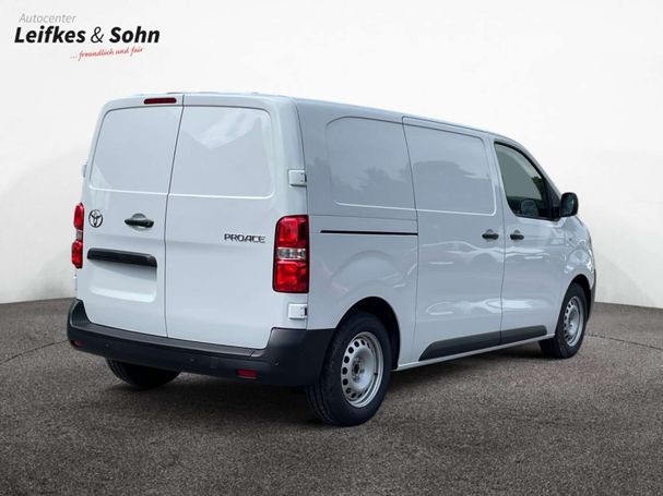 Toyota Proace L1 1.5 D-4D Meister 88 kW image number 2