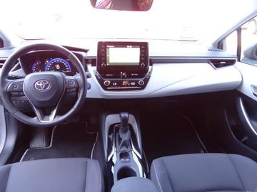 Car image 13