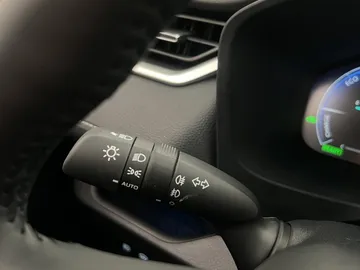 Car image 34