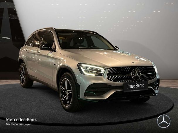 Mercedes-Benz GLC 300 de 225 kW image number 2