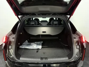 Car image 33