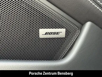 Car image 33