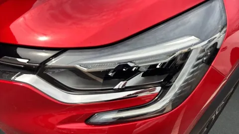 Car image 26