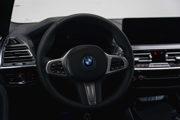 BMW iX3 M Sport 210 kW image number 12