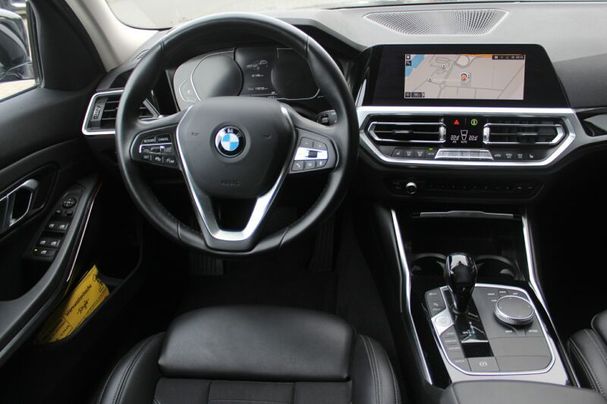 BMW 330d Touring xDrive Sport Line 195 kW image number 5