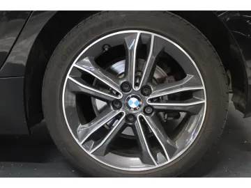Car image 41