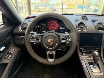 Car image 34